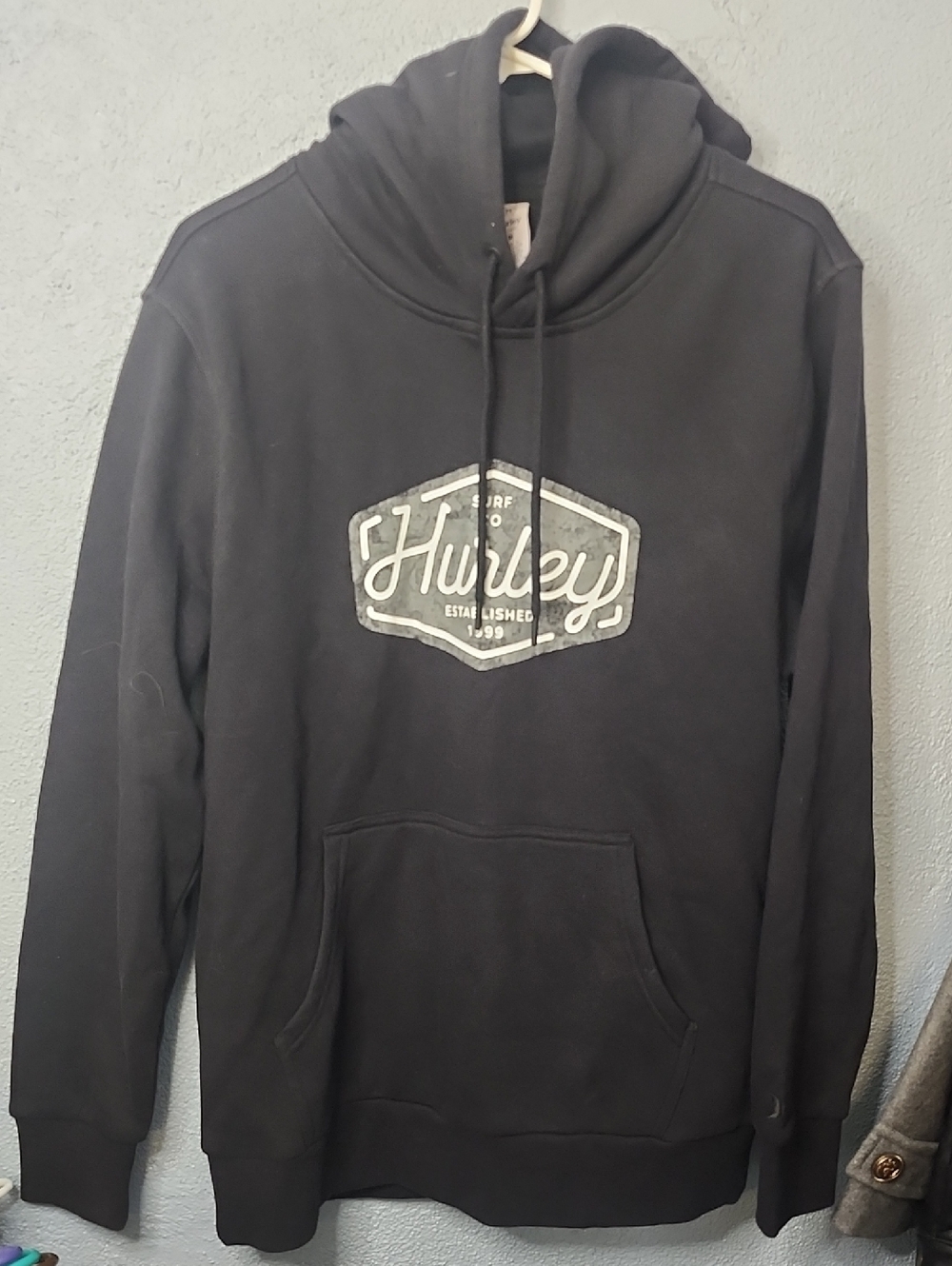 Hurley Men's Black Pullover Hoodie with Logo